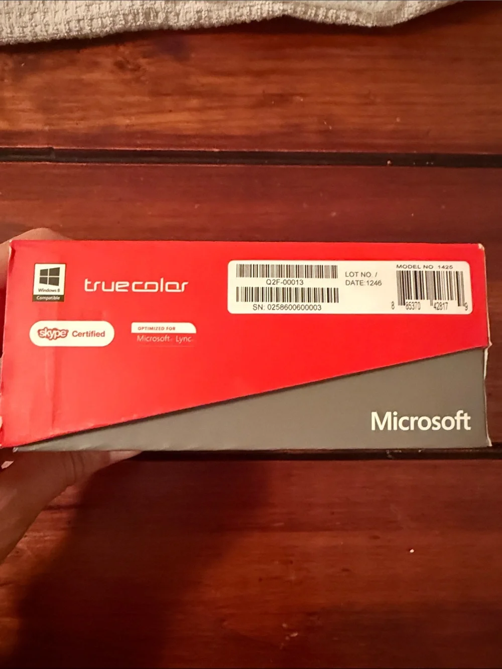 Microsoft LifeCam Studio Webcam - Silver, Black & Red Accents